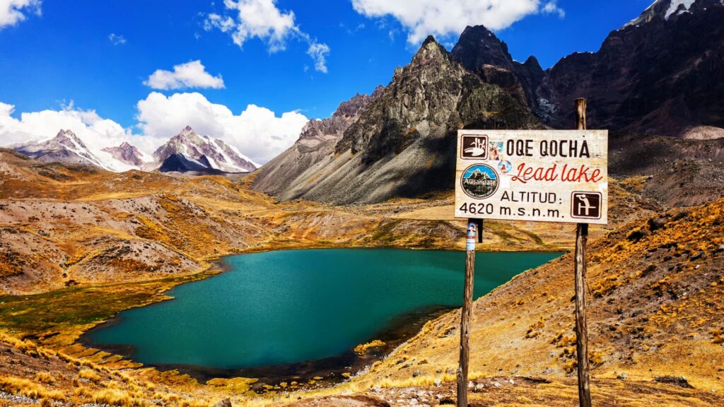 7 Lakes of Ausangate Tour: Cusco’s Turquoise Circuit