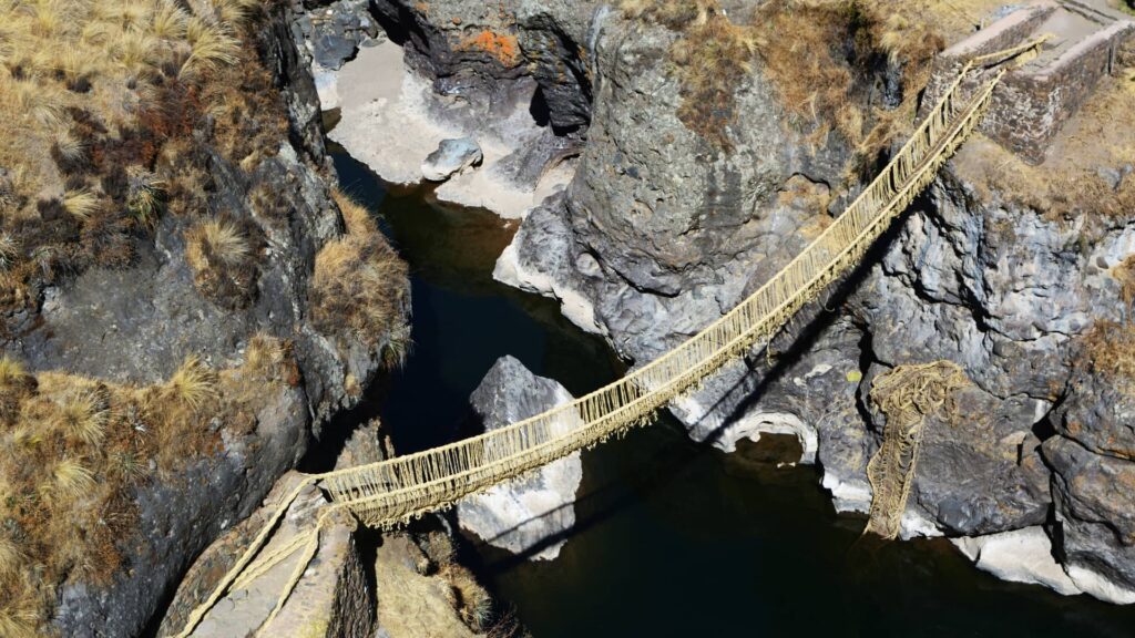 Ponte Inca Q’eswachaka: L’Ultimo Eredità Viva degli Inca